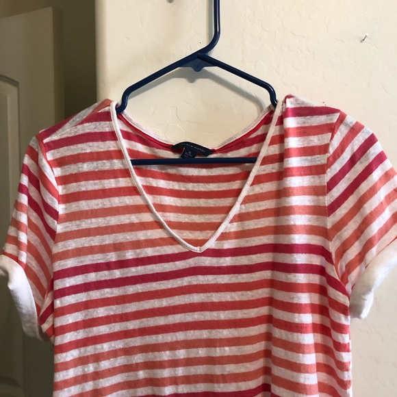 ****SOLD*****Linen Tommy Hilfiger t-shirt - Picture 2 of 7